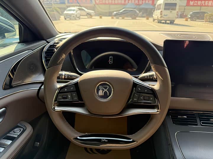 Фото 9 - BYD Han