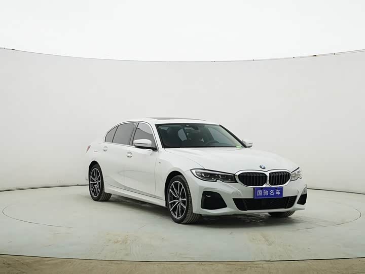 Фото 2 - BMW 3 Series