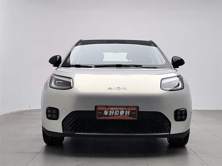 Фото 3 - GAC Aion UT