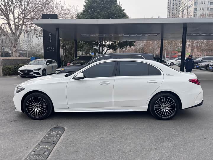 Фото 3 - Mercedes-Benz C-Class