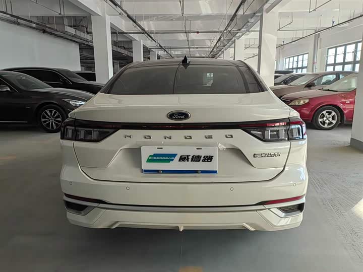 Фото 4 - Ford Mondeo