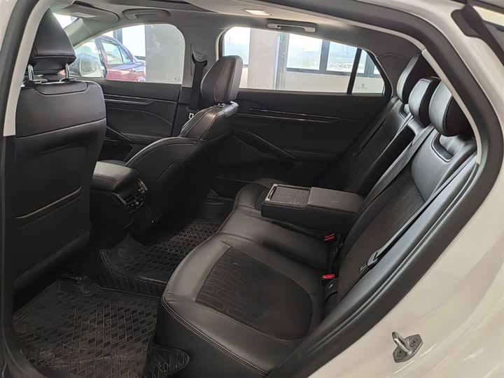 Фото 9 - Ford Mondeo