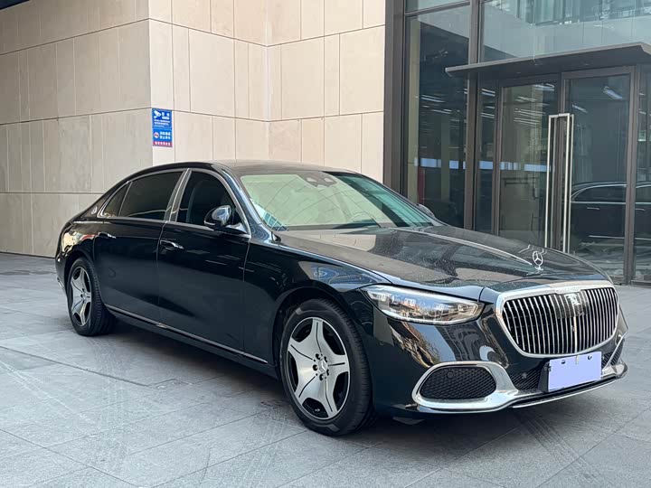 Фото 3 - Mercedes-Benz Maybach S-Class