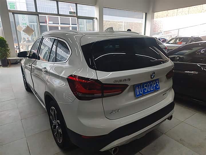 Фото 5 - BMW X1