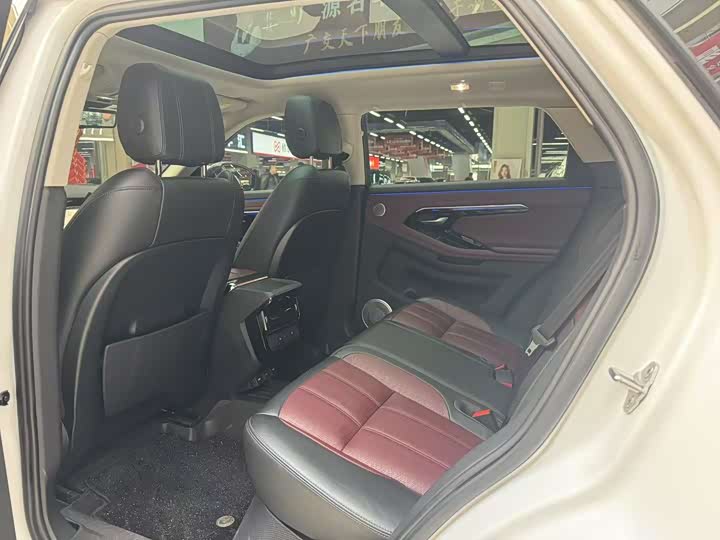 Фото 6 - Land Rover Range Rover Evoque L