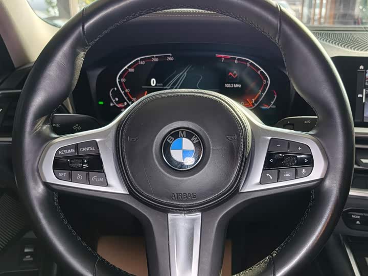 Фото 9 - BMW 3 Series