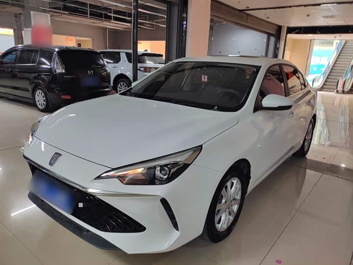 Фото 2 - Roewe i5