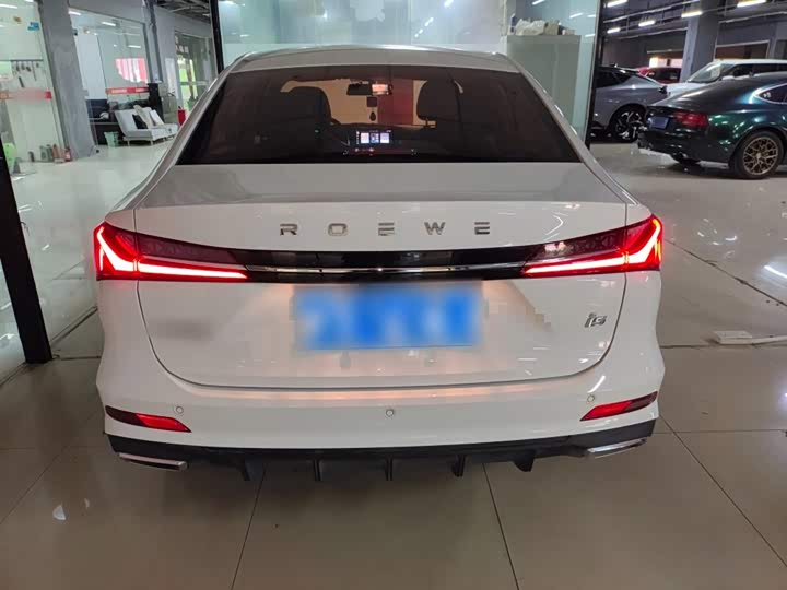 Фото 6 - Roewe i5