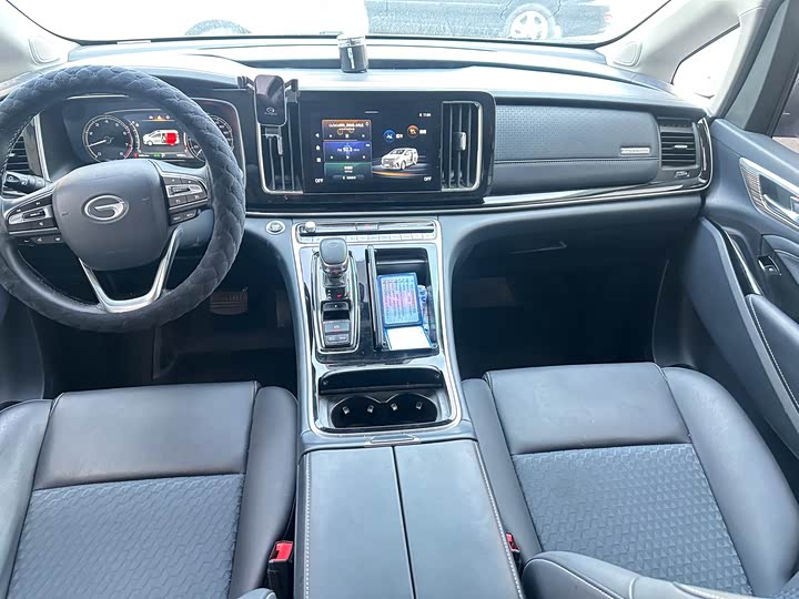 Фото 7 - GAC Trumpchi M8