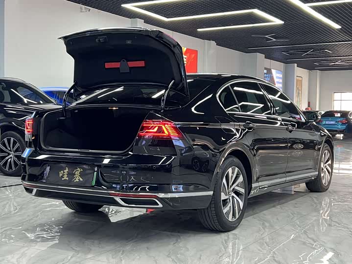 Фото 7 - Volkswagen Magotan GTE Hybrid