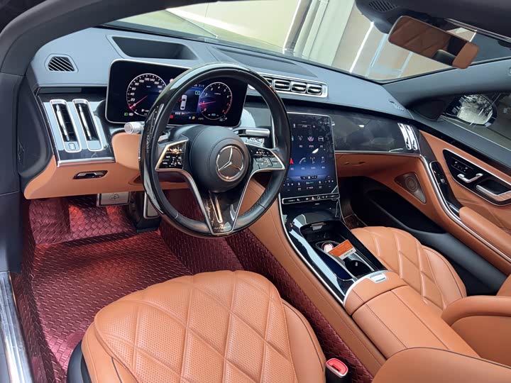 Фото 9 - Mercedes-Benz Maybach S-Class