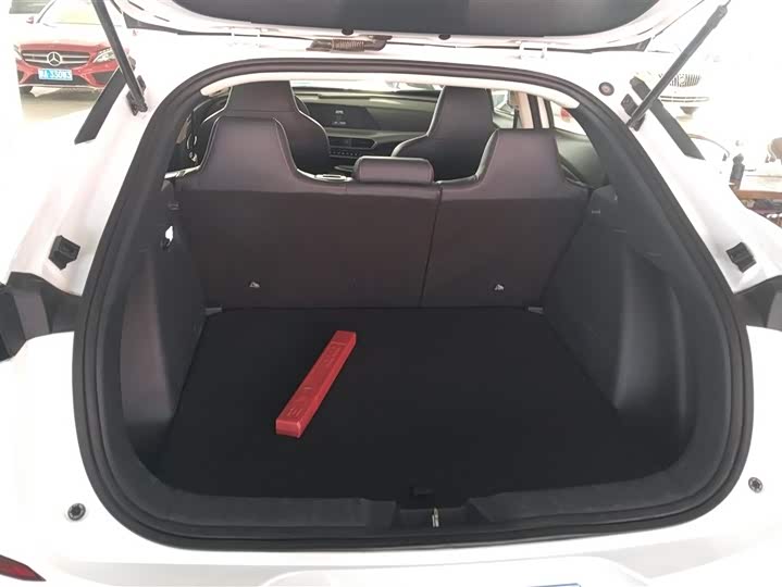 Фото 4 - Changan UNI-T