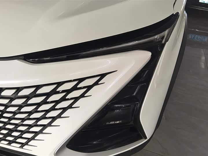 Фото 5 - Changan UNI-T