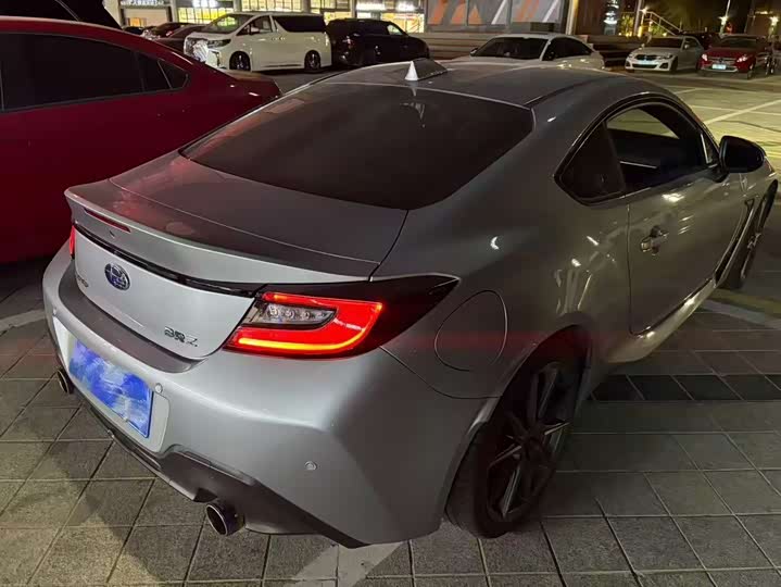 Фото 7 - Subaru BRZ