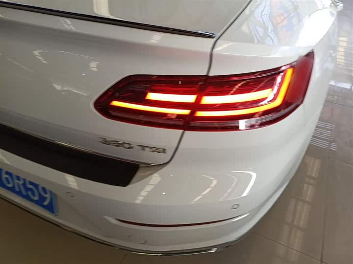 Фото 8 - Volkswagen CC