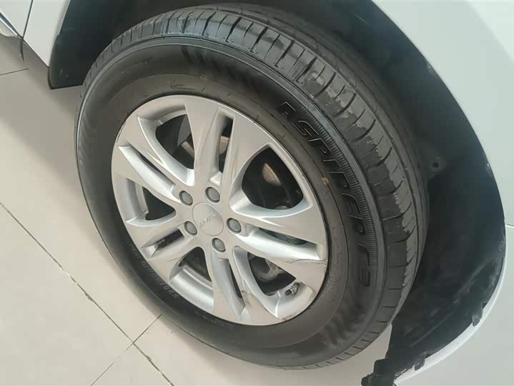 Фото 6 - Haval M6