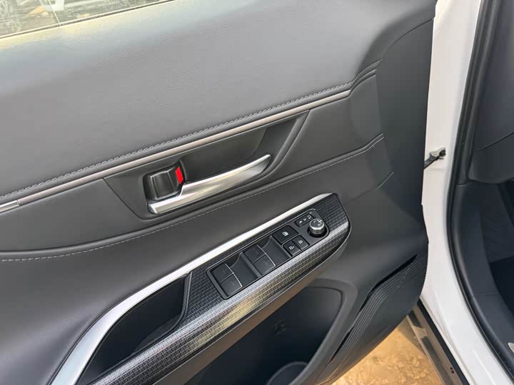 Фото 5 - Toyota Venza