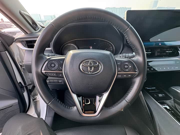 Фото 8 - Toyota Venza