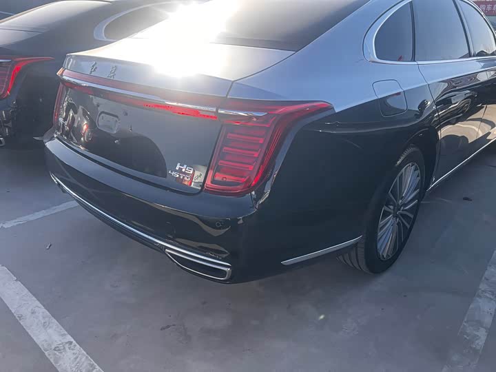 Фото 4 - Hongqi H9