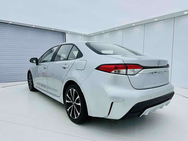 Фото 9 - Toyota Levin