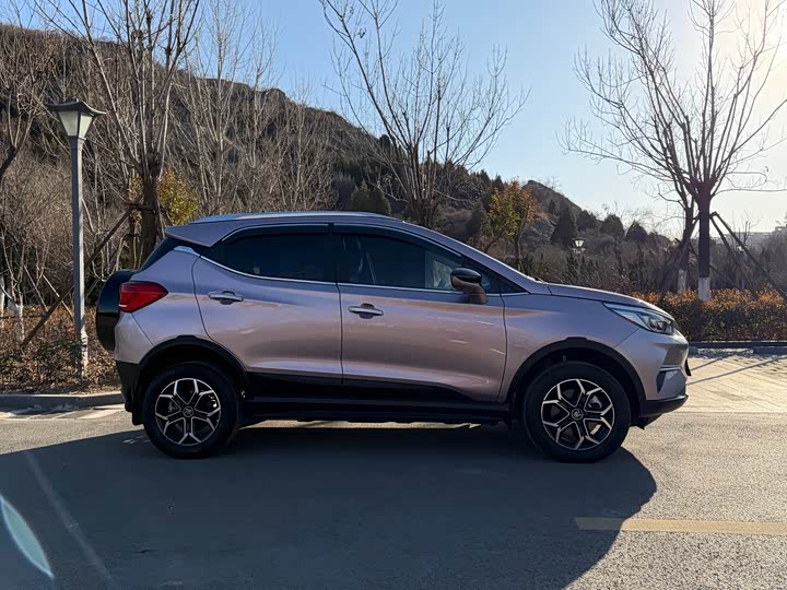 Фото 4 - BYD Yuan Pro