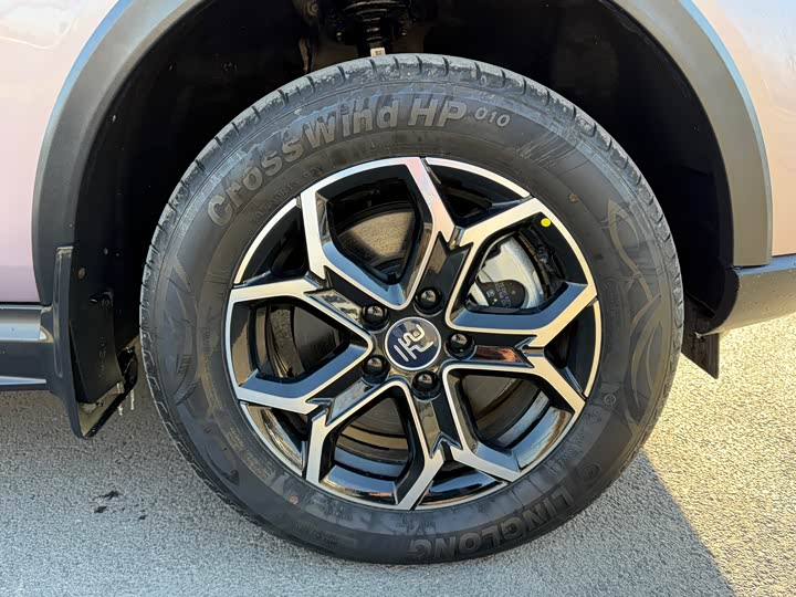 Фото 5 - BYD Yuan Pro