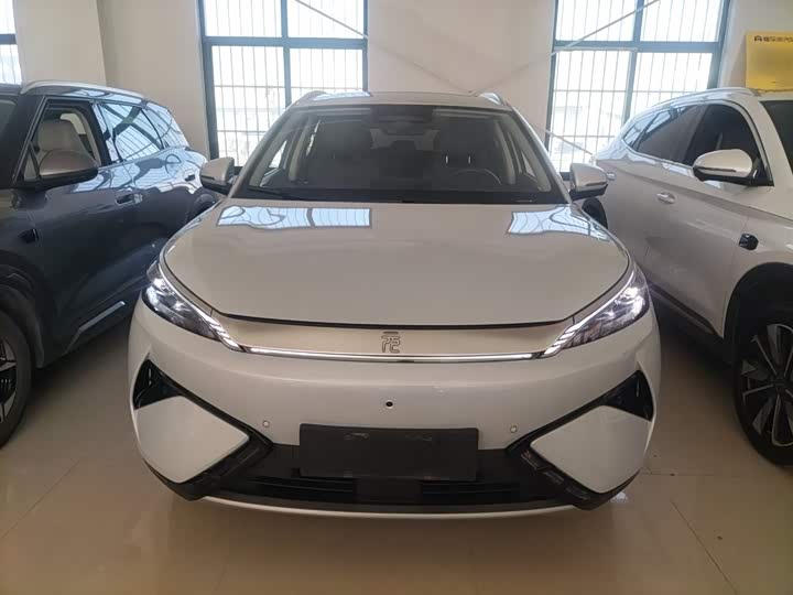 Фото 3 - BYD Yuan Plus