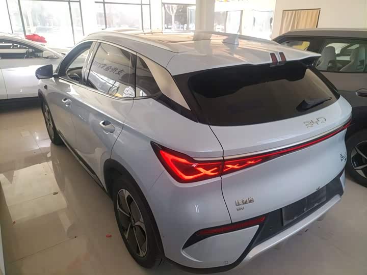 Фото 5 - BYD Yuan Plus