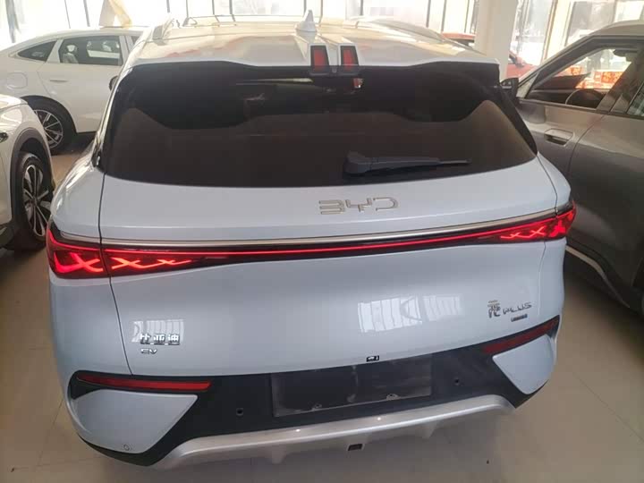 Фото 6 - BYD Yuan Plus