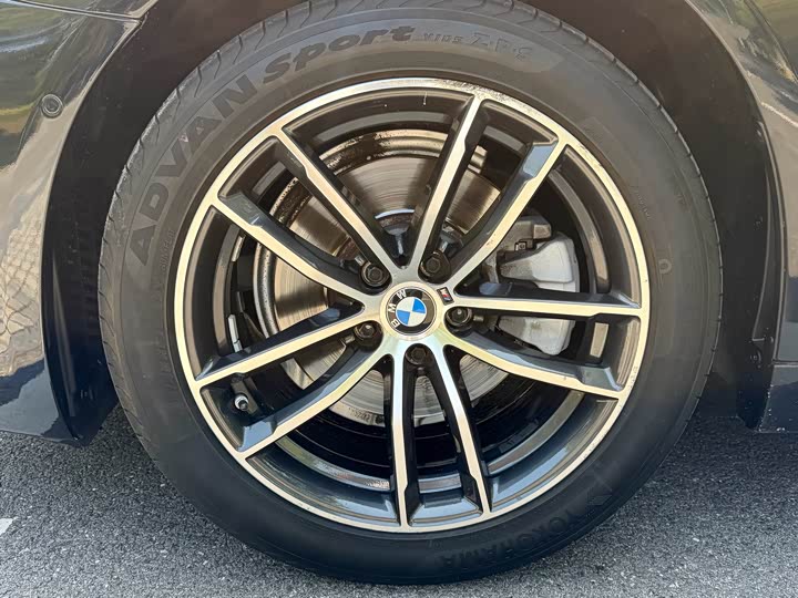 Фото 5 - BMW 5 Series