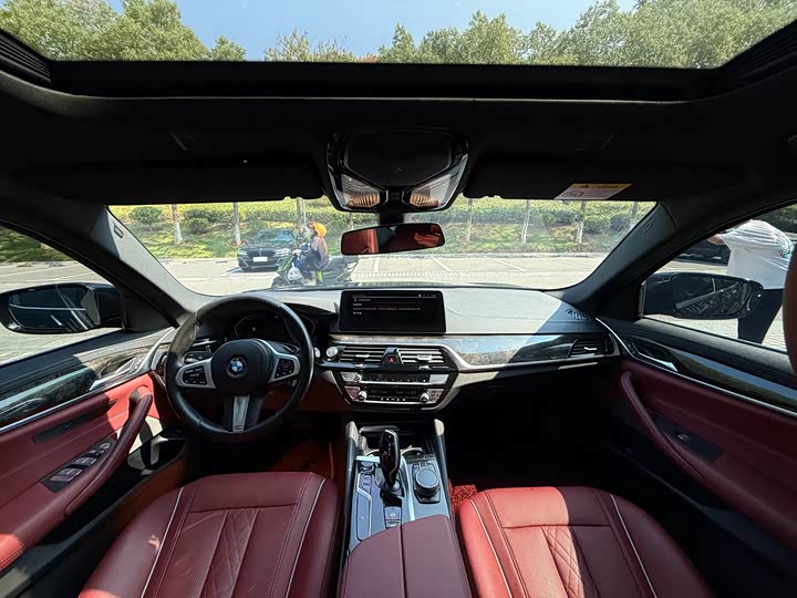 Фото 8 - BMW 5 Series