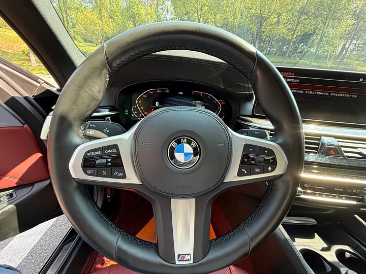 Фото 9 - BMW 5 Series