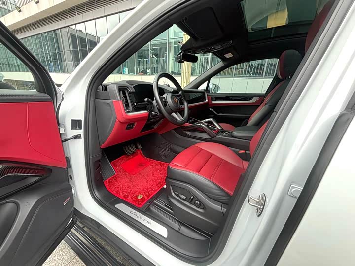 Фото 6 - Porsche Cayenne