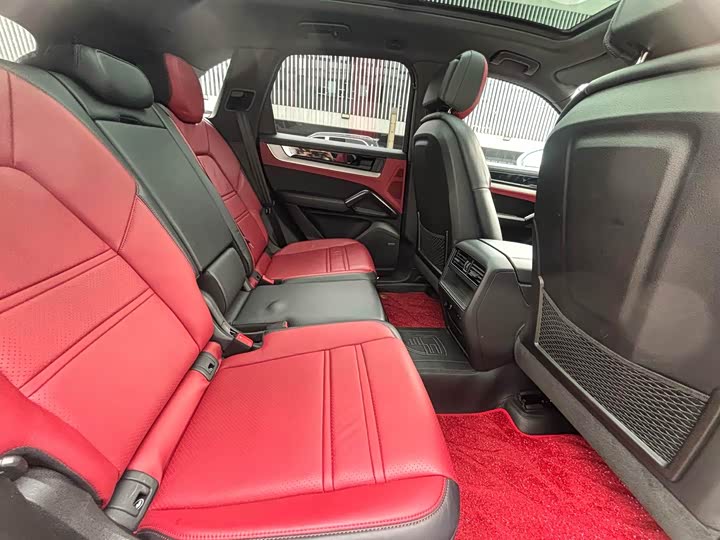 Фото 7 - Porsche Cayenne