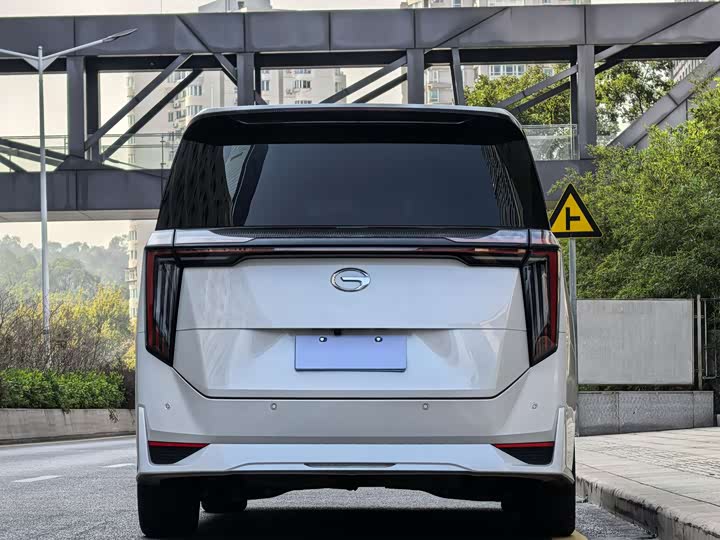 Фото 5 - GAC Trumpchi M8