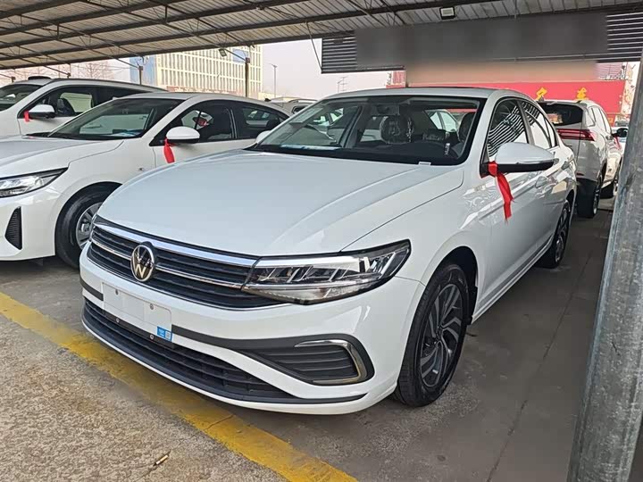 Фото 2 - Volkswagen Bora