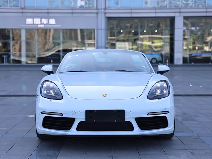 Фото 2 - Porsche 718