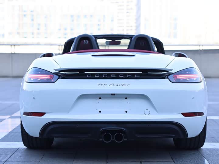 Фото 4 - Porsche 718