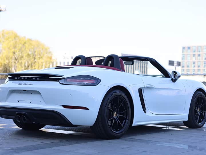 Фото 6 - Porsche 718