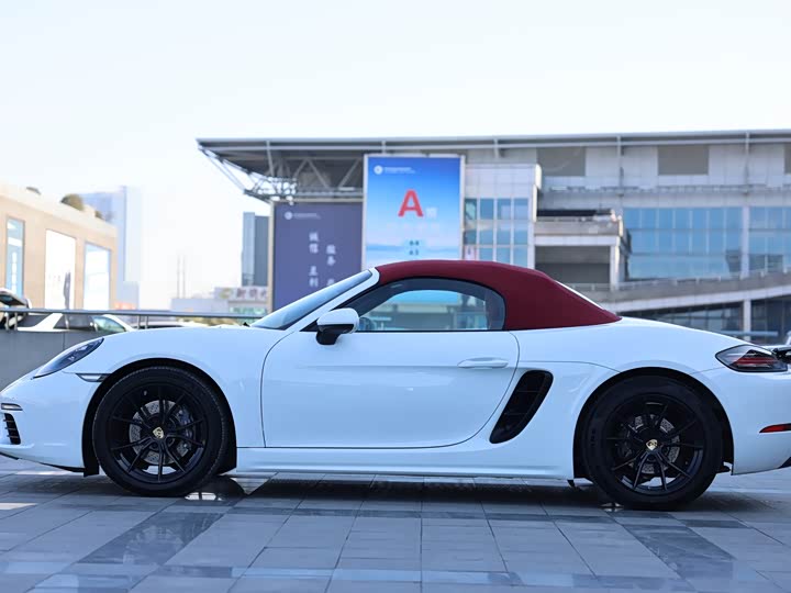 Фото 9 - Porsche 718