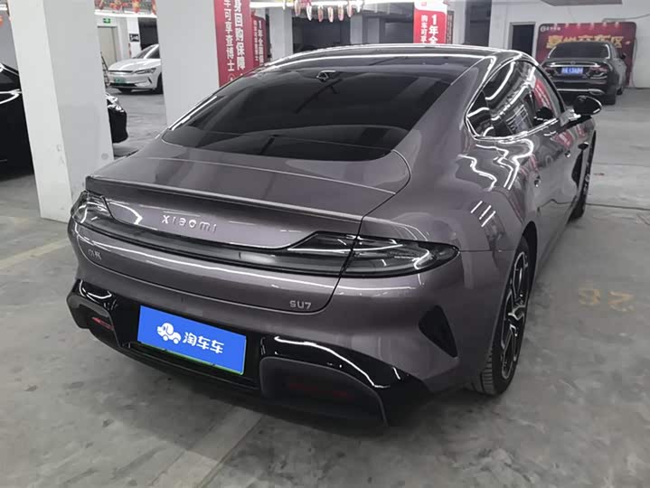 Фото 3 - Xiaomi SU7