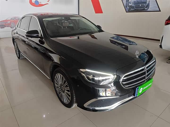 Photo 4 - Mercedes-Benz E-Class