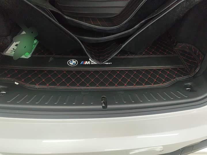 Фото 4 - BMW iX3