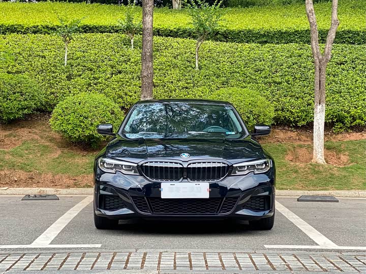 Фото 2 - BMW 3 Series