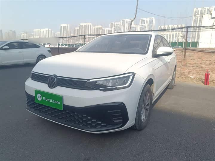 Фото 2 - Volkswagen Lavida