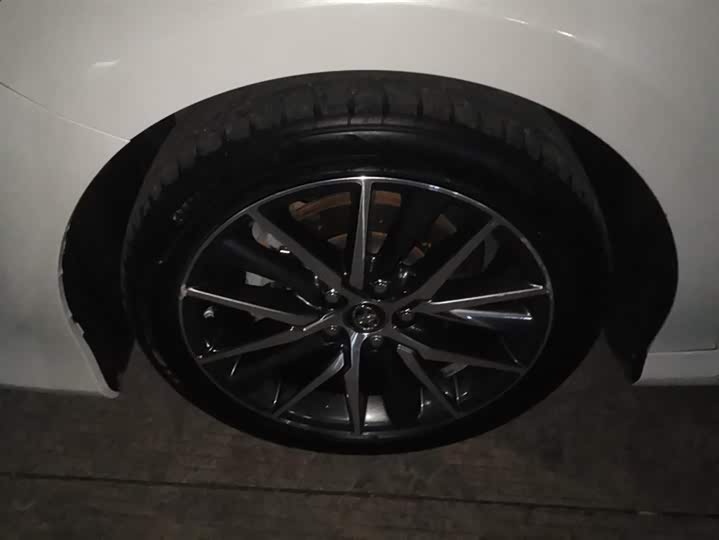 Фото 6 - Toyota Camry