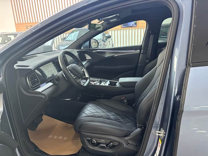 Фото 4 - BYD Sea Lion 07 EV