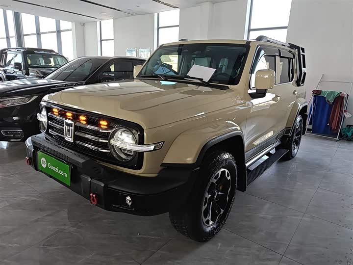 Фото 2 - Tank 300 Hybrid