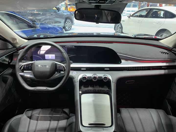 Фото 9 - Exeed TXL