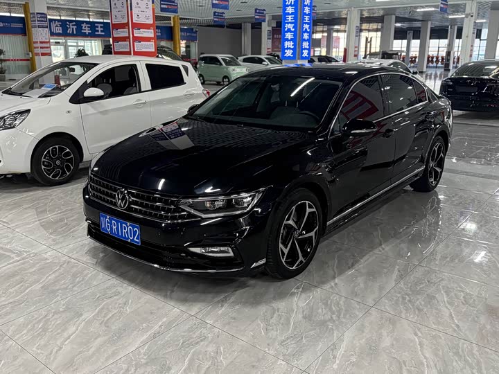 Фото 1 - Volkswagen Magotan